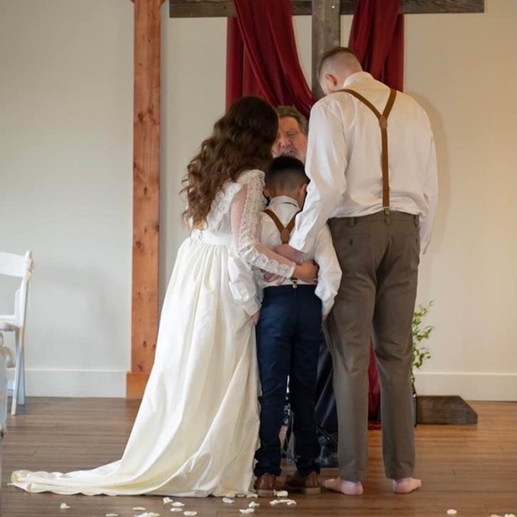 IVORY Lace & Silk Jacquard Wedding Dress - Picture 6 of 12